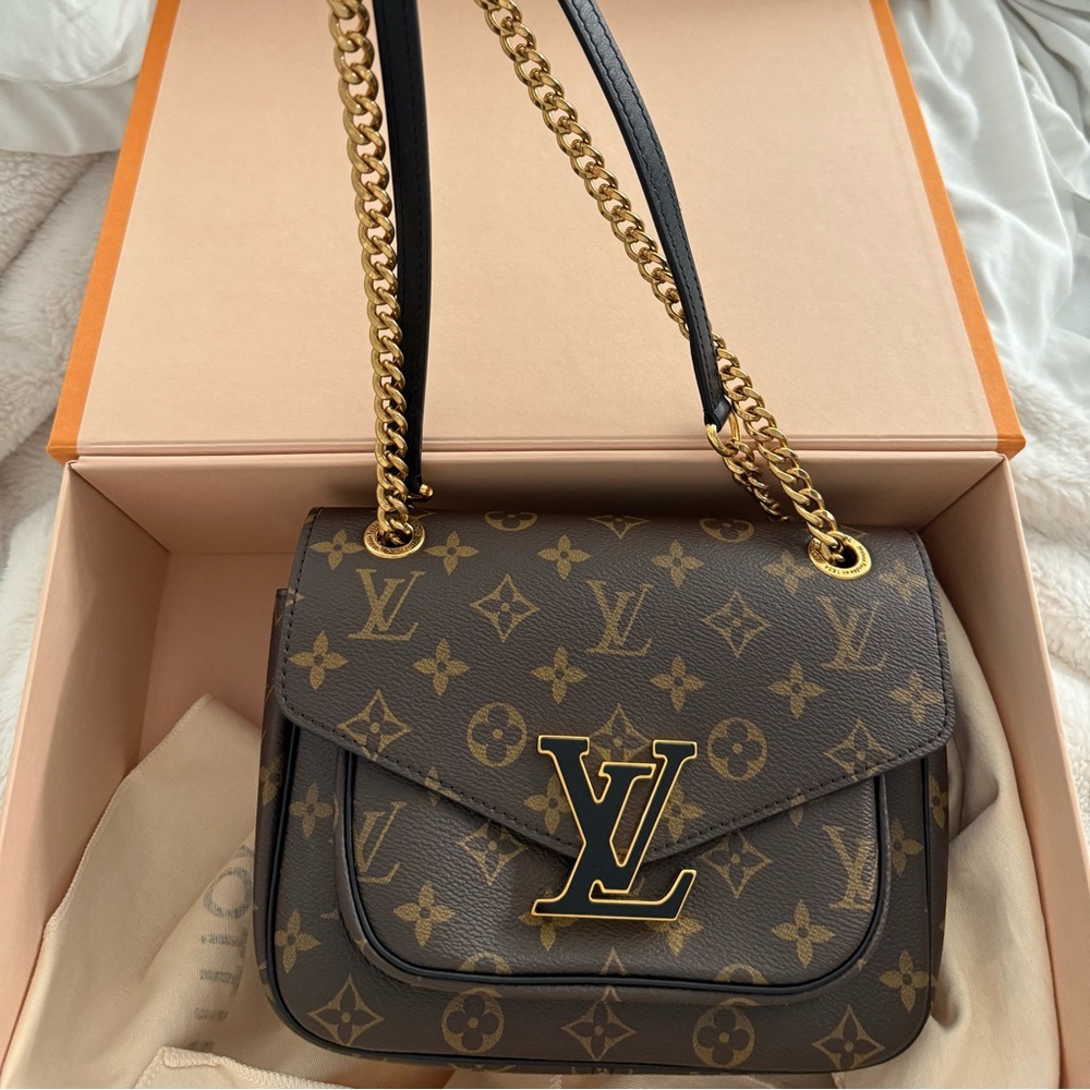 Louis vuitton passy new